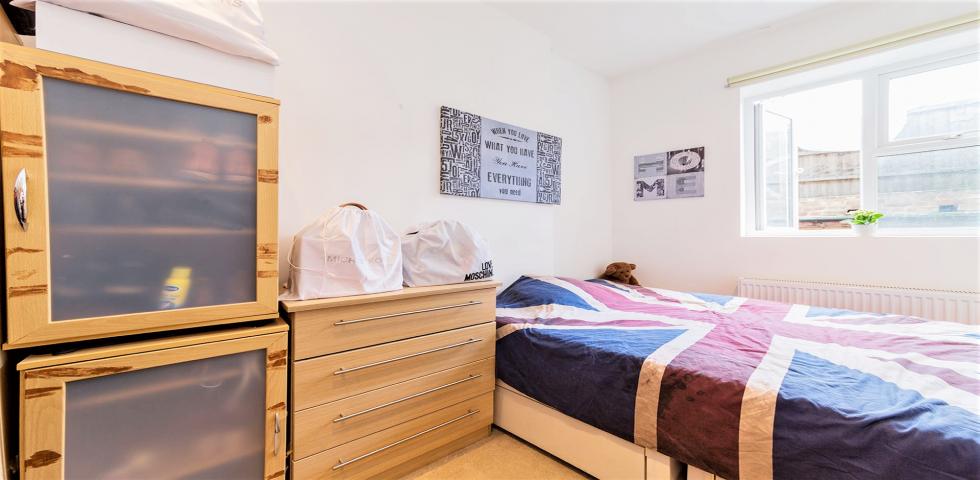 			2 Bedroom, 1 bath, 1 reception Flat			 Randolph Gardens, Maida Vale